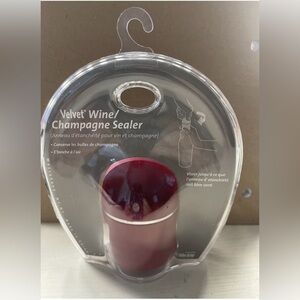 Metrokane Wine/Champagne/Soda Bottle Sealer NIB Sealed Maroon